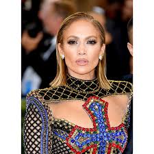 Most of these looks are clean enough for work and cool enough for play. Met Gala 2018 See Jennifer Lopez S Short Bob Haircut Style Living