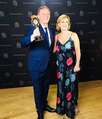 El conductor y la columnista de espectáculos empezaron hablando de las novedades de. Marcelo Bonelli En Twitter Junto A Mi Esposa Susana Tabares En La Entrega De Los Premios Nyfestivals Sabadotempranisimo Radiomitre