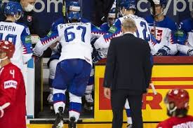 Třásli se také hráči slovenska, kteří si měli připsat povinnou výhru, velkou británií však porazili těsně 2:1. X7fsdrppo0kcmm