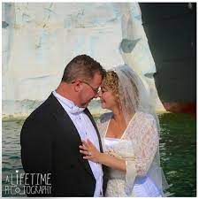 Troy Teresa Vow Renwal Titanic Museum Pigeon Forge Tn Photographer A Lifetime Photography