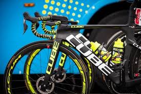 Iwg) is a uci worldteam that is title sponsored by french supermarket chain intermarché, belgian engineering firm wanty and belgian building materials provider groupe gobert matériaux. Cube Intermarche Wanty Gobert Materiaux