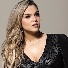 Top 30 Lipstick Influencers in 2025