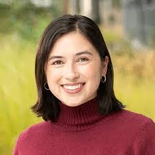 Sarah Fenner's Instagram, Twitter & Facebook