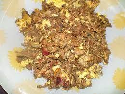 Kulat Sisir Goreng Dapur Menggoreng
