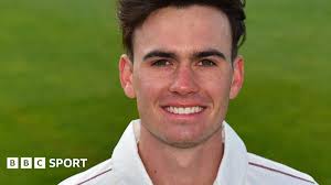 Nathan Gilchrist: Kent sign Somerset paceman