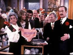 De engelse luchtmachtbasis gatow behield zijn functie. Pin By Tineke Tromp On Nostalgie Are You Being Served British Tv Comedies British Sitcoms