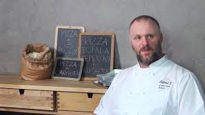 Il lievito madre è un impasto fermentato in cui si sviluppano batteri e fermenti lattici che favoriscono la lievitazione naturale: Il Pane Light Di Gabriele Bonci Da Fare A Casa Melarossa
