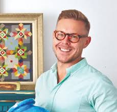 Eddie Ross's Instagram, Twitter & Facebook