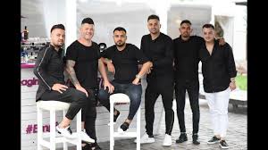 Emisiunea la măruță durează 2 ore, timp în care telespectatorii se pot delecta cu invitați din lumea mondenă, vedete și celebrități, artiști, personalități. Download Liviu Si Vox Toate Diamantele Live Cover 2020