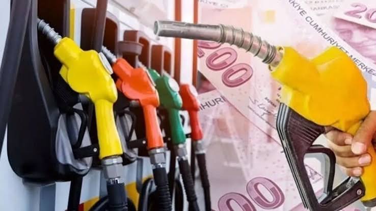 Benzin, Motorin, LPG Fiyatları Yine Gündemde: Akaryakıta Zam Geliyor Mu?