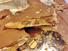 Easy Almond Roca In Your Microwave Almond Roca Easy Desserts Sweet Recipes
