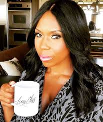 Laura's site reaches 28.1k members