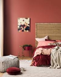 Wandfarbe Beere Schlafzimmer Einrichten Und Dekorieren Wandgestaltung Ideen Wanddeko Bild Schlafzimmer Ideen F In 2020 Bedroom Red Bedroom Decor Lounge Room Design