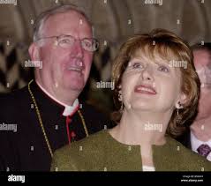 Irish president mary mcaleese st hi-res stock photography and images