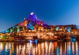 Inspired by ocean tales and legends, the seven themed ports of tokyo disneysea offer a wealth of fun attractions and entertainment, bursting with imagination and adventure. Tokyo Disney Resort Announces Closure Of Both Parks Through March 15th Due To Coronavirus Allears Net
