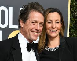 Hugh Grant (57) om taxidrama på bryllupsreise: