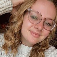 Boyfriend Glasses (Greta Bell #1) by Livia Harper