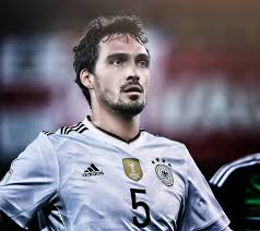 Mats julian hummels (born 16 december 1988) is a german professional footballer who plays as a central defender for borussia dortmund and the german national team. Sport Wallpaper Mats Hummels Wallpaper