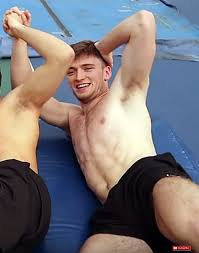 Matty lee is already a successful diver at the age of just 23. C3l3bs Bu S3b S Tweet Matty Lee Trendsmap