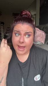 if this was a movie #morganelizabeth #readbetweenthewines #booktok #romcom  #romancebooks #holidayromance