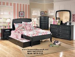 Pin Di Kamar Tidur Anak