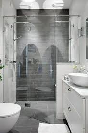 Die 50 Besten Bilder Zu Tipps Fur Kleine Bader Kleine Badezimmer Badezimmer Kleine Bader