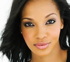 Taking to instagram, the radio presenter shared a photo of herself which obviously disclosed her teary eye. Miss Sa 2015 And The Winner Is Enca