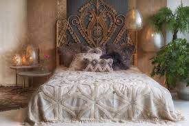 Die bettumrandung orient der marke andiamo ist ein stylischer teppich mit orieltalischen muster. Orientalisch Einrichten Passende Mobel Und Deko Das Haus