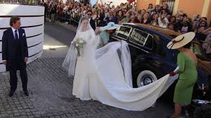Eva gonzález y cayetano rivera se han dado el 'sí quiero' ante 400 invitados que les han rodeado en mairena de alcor, sevilla. Boda De Cayetano Y Eva Directo La Boda De Cayetano Rivera Y Eva Gonzalez Minuto A Minuto