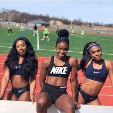 Wow Syracuse Track Field Beauties Eunicee B Tiathevenin Ebhanialexandria Trackandfield B Track And Field Female Athletes Athletic Girls