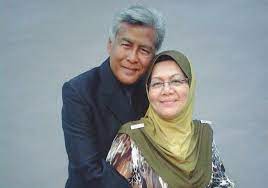Halimah jaafar (born hussein) in myheritage family trees (jabarullah web site). Jalaluddin Hassan Sifatkan Arwah Isteri Wanita Terbaik Hiburan Mstar