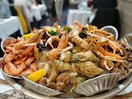 Restaurant Sur Le Port Vue Sur La Canche Avis De Voyageurs Sur Aux Pecheurs D Etaples Etaples Tripadvisor