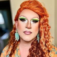 Queen Grant's Instagram, Twitter & Facebook