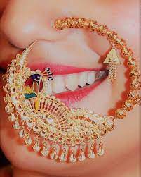 50 Latest And Very Unique Bridal Naths For This Wedding Season Bridal Accessories Jewelry Unique Gold Jewelry Designs Antique Jewellery Designs