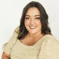 Amanda Eddins's Instagram, Twitter & Facebook