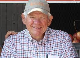 Beau Alderman's Instagram, Twitter & Facebook