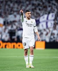 ❗️Dani Ceballos balances the team with his defensive effort and quality on  the ball which is seen as key. Real Madrid see Dani Ceballos as the player  who fits into the Toni