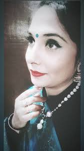 Lynette John's Instagram, Twitter & Facebook