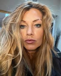 Start the New Year Strong with Limitless Athletics Terrance Gomes. Sign up  for classes now!! Tracie Rankin rankinfile1 Tracie Rankin Be Connected Stay  Connected #FemStrong #newyear2025 #christmas2024 #education #tracierankin  @highlight @followers