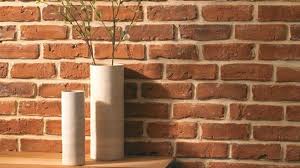 Faites tout doucement avec les molly dans la brique. Tuto Video Comment Creer Un Mur Imitation Brique Rouge Mur Brique Brique Rouge Briquette De Parement