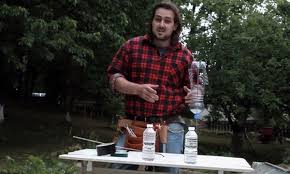 Image result for plašič krtků z pet lahve