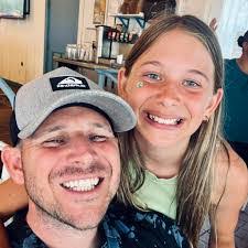 Leon Mcqueen's Instagram, Twitter & Facebook