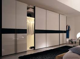 This modest look will give your bedroom a trendy look. 21 Stylish Wardrobe Designs That Celebrate Contrast