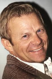 Tom Thorson's Instagram, Twitter & Facebook