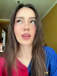 Emily Boardman's Instagram, Twitter & Facebook