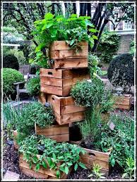 Wenn Sie Ihren Garten Bewassern Sollten Sie Schlauche Verwenden Anstatt Garten Garten Hochbeet