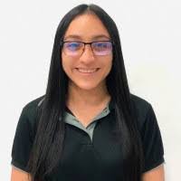 Alejandra Majano's Instagram, Twitter & Facebook