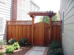 Arched Gate Square Lattice Top Over Gate Arbor Fence Gate Design Wood Fence Gate Designs Garden Gates And Fencing
