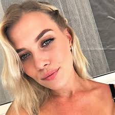 New emojis for iOS18 Apple . If you want any of them, just let me know! 🫶🏼