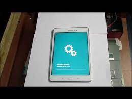 Select the 4 firmware files in samsung odin flash tool. How To Update Samsung Galaxy Tab A How To Update Samsung Tab 4 7 0 Youtube